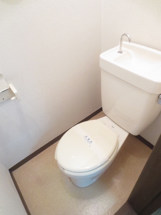 トイレ メゾン本町
