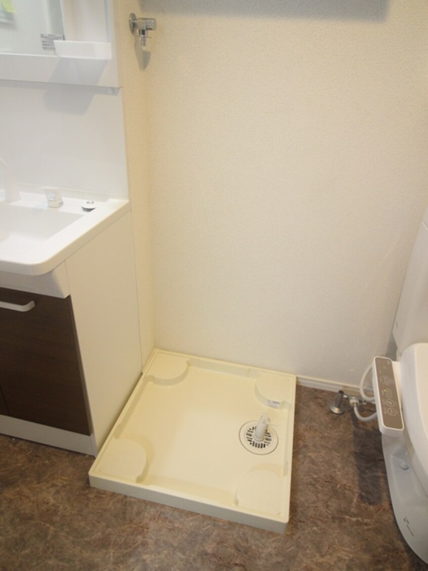 洗濯機置場 ベイルーム東門前