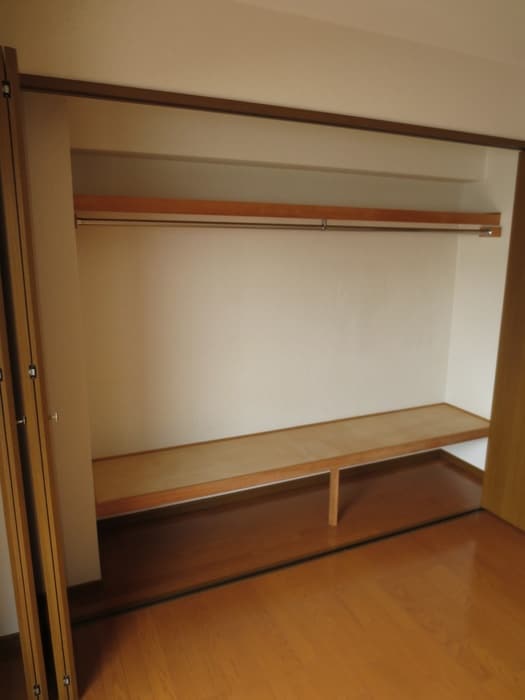 収納 ソレイユ市川