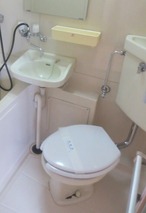 トイレ 第２コ－ポヒジカタ