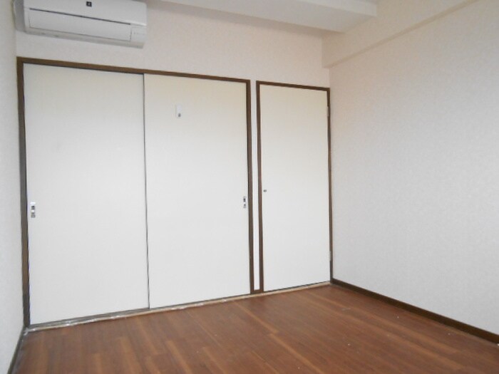 居室 メゾンボ－プワ－ル