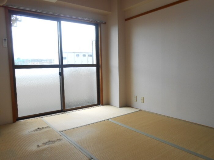 居室 メゾンボ－プワ－ル