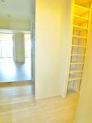 廊下 ART RESIDENCE IN MISATO CHU_O