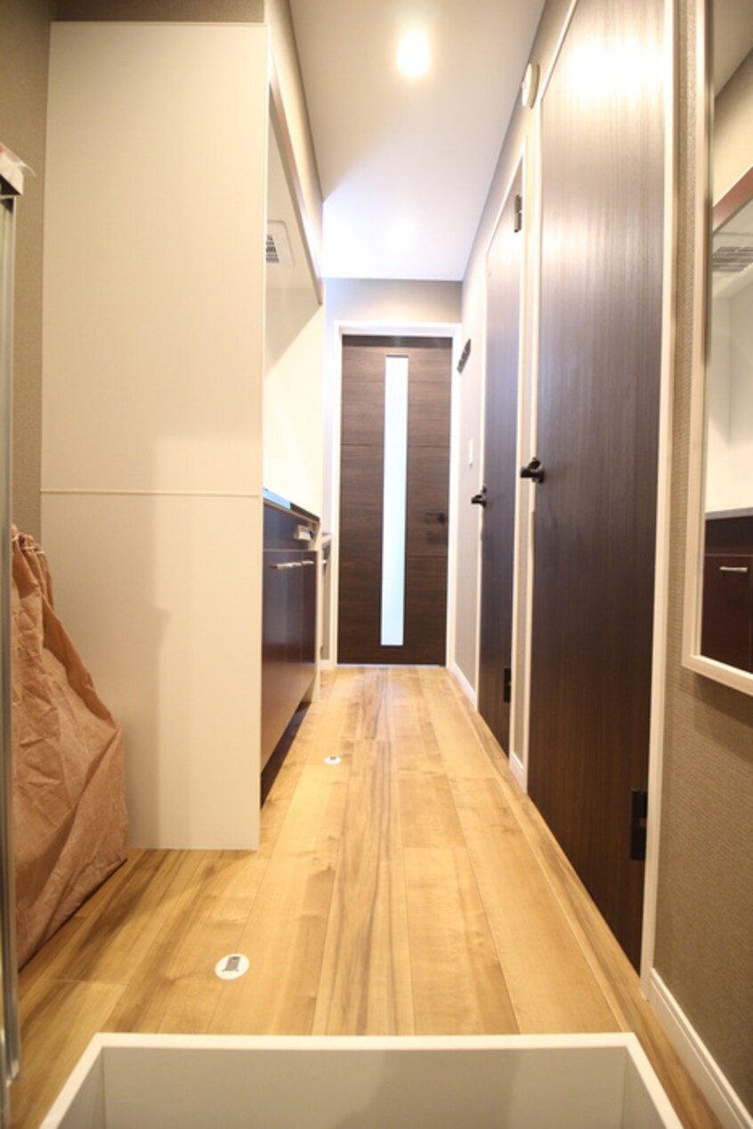 廊下 REVE西川口