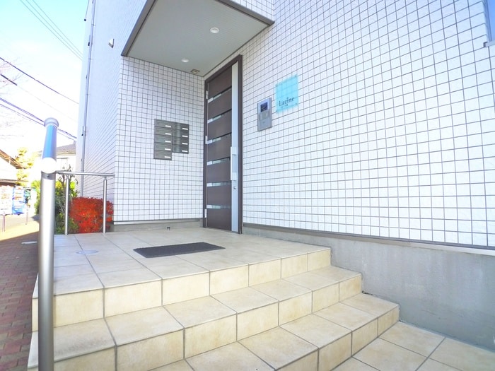 エントランス部分 ラシーネ扇サクラ