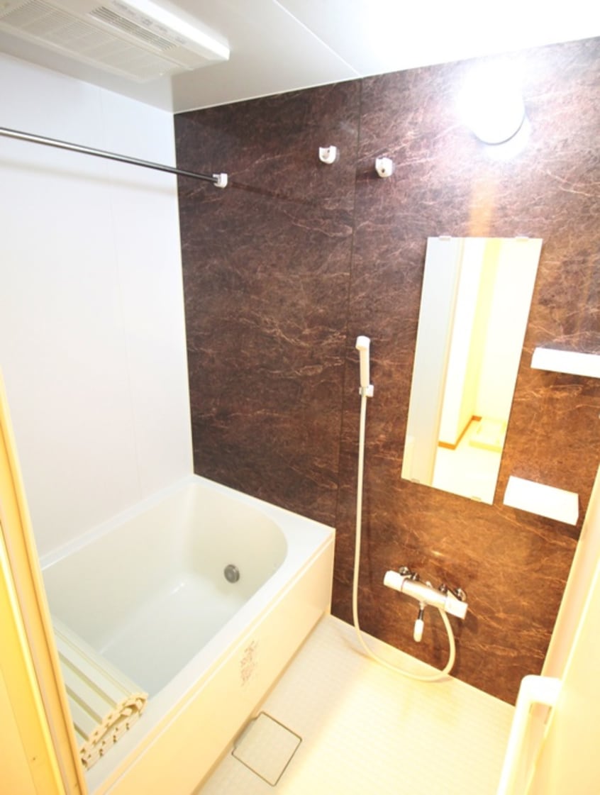 バス／シャワールーム等 フローラ東戸塚