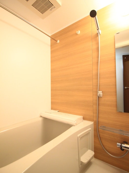 バス／シャワールーム等 アイルトンハウス