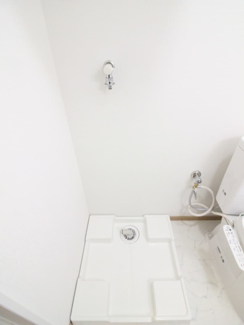 洗濯機置場 コンフォーレ奥沢