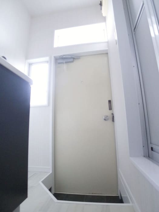 玄関 ポップハウス齋藤２