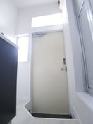 玄関 ポップハウス齋藤２