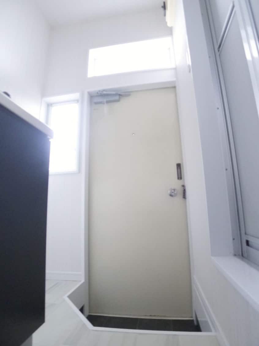 玄関 ポップハウス齋藤２