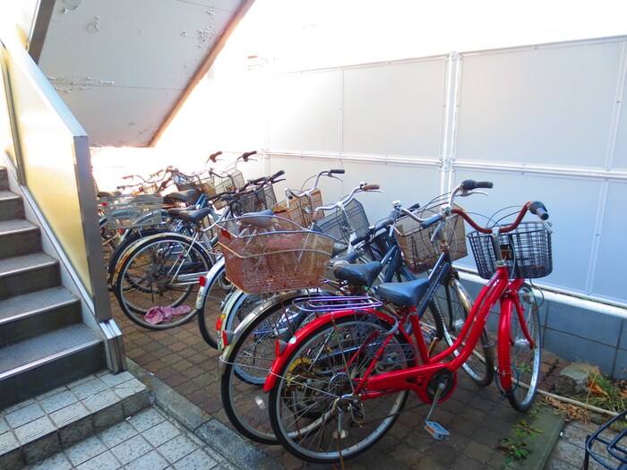 駐輪場 五光ビル