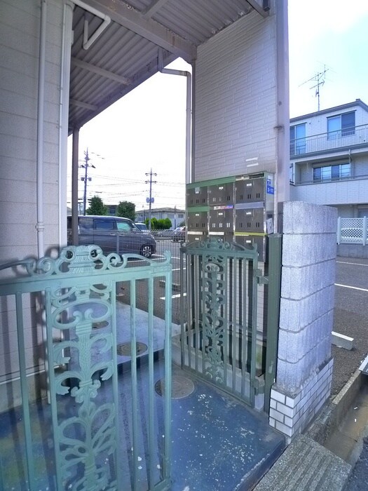 エントランス部分 エメラルドハウス