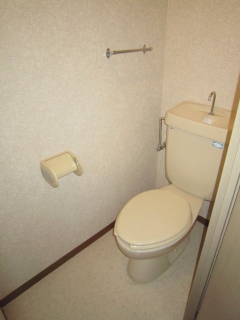 トイレ シマムラビル