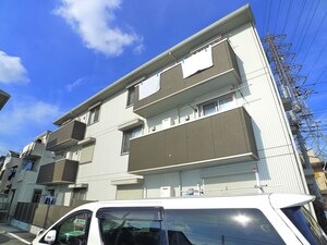 キャレ･メゾンⅢ