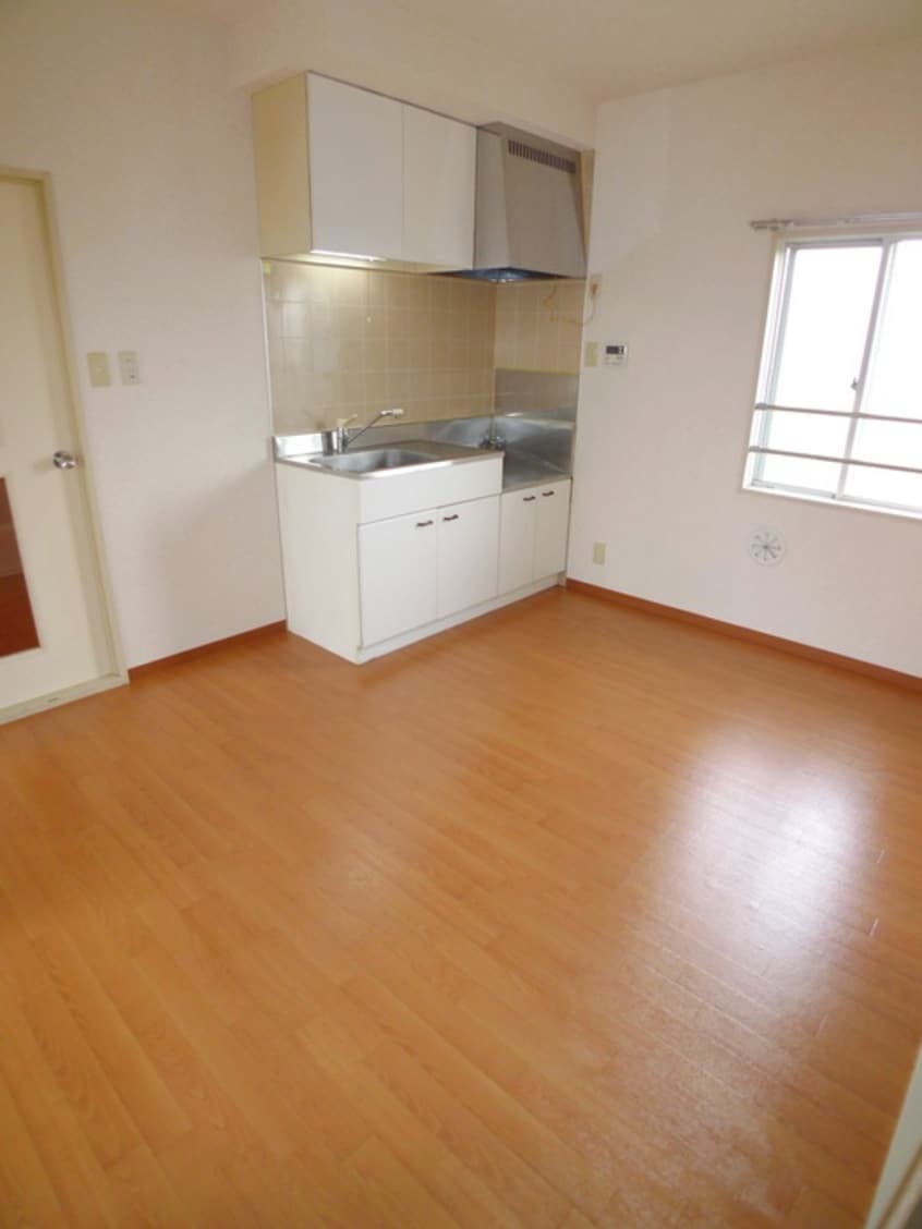 居室 シャルマンＡ