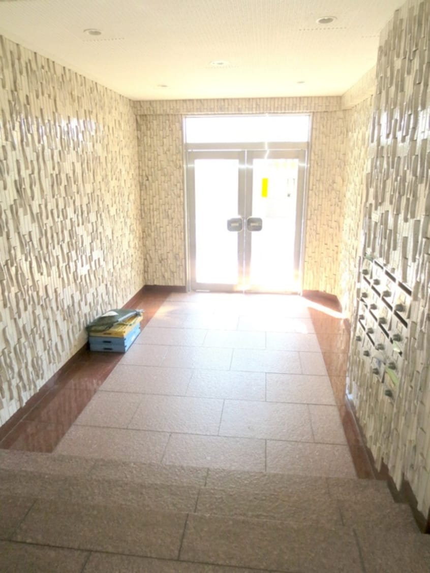 エントランス部分 信栄ハイム