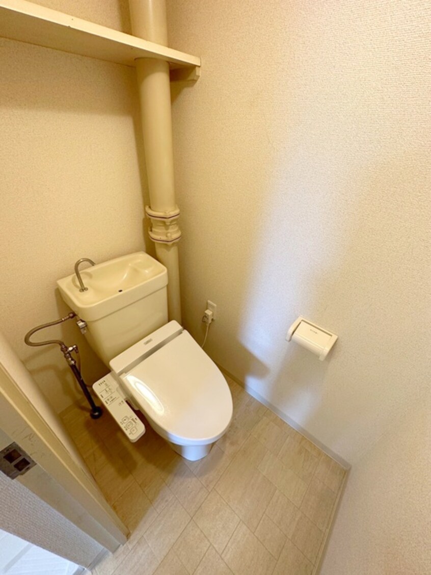 トイレ 第二ゼルコバマンション