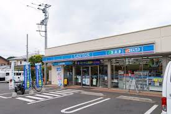 ローソン貫井北町５丁目店(コンビニ)まで153m 第二ゼルコバマンション