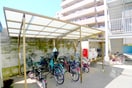 駐輪場 メゾンピュア