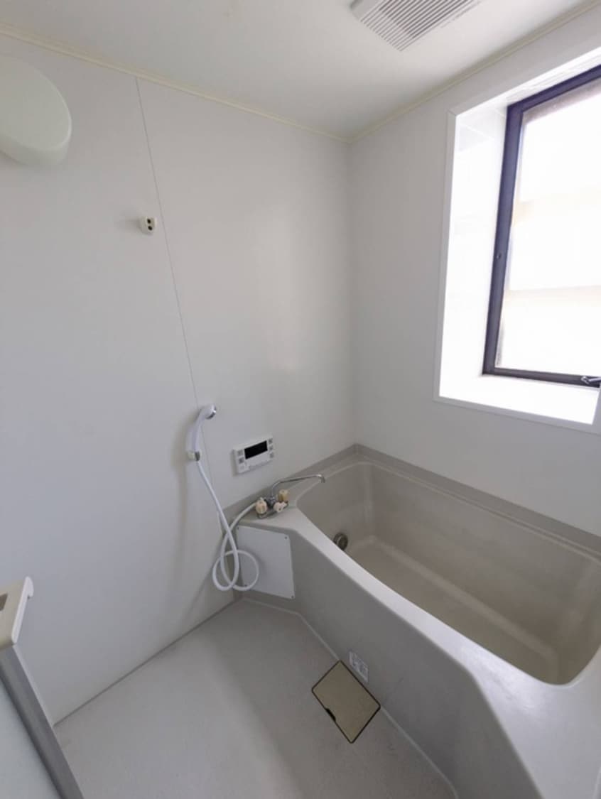 バス／シャワールーム等 タキアパート(3F)