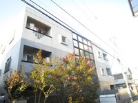 曙町ロイヤルハイツ(302）
