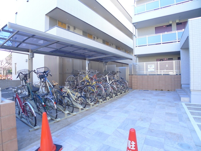 駐輪場 リブリ・Na.Na