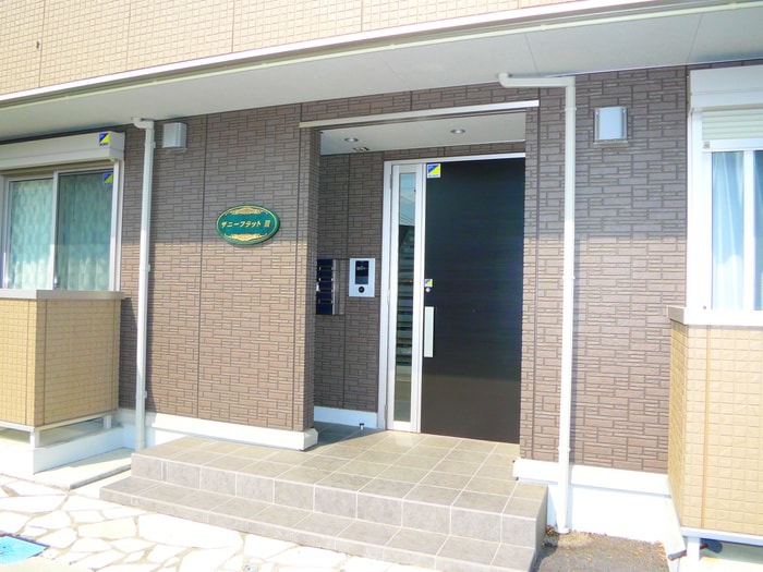 エントランス部分 サニーフラットⅢ