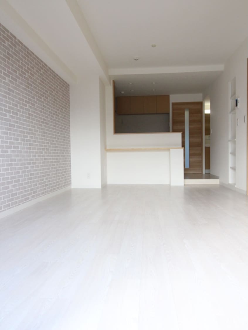 居室 ローヤルシティ鴨居弐番館(305)