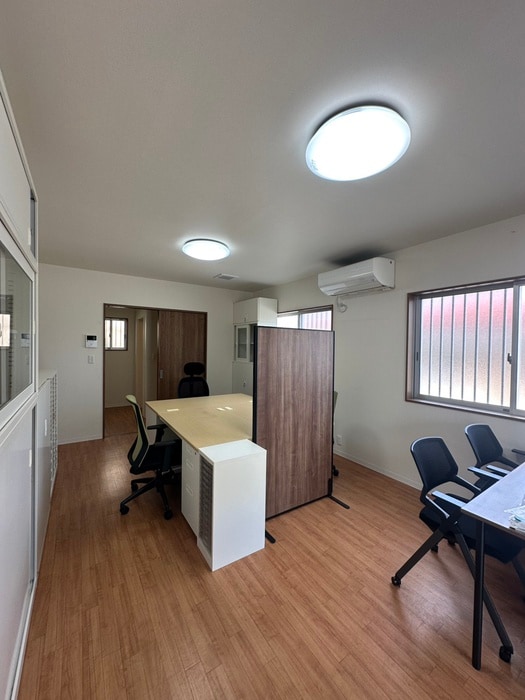 居室 大成町テナント平屋