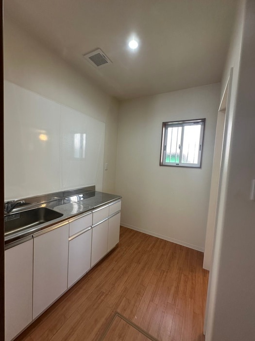 収納 大成町テナント平屋