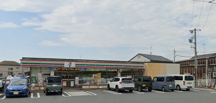 セブンイレブン(コンビニ)まで800m 大成町テナント平屋