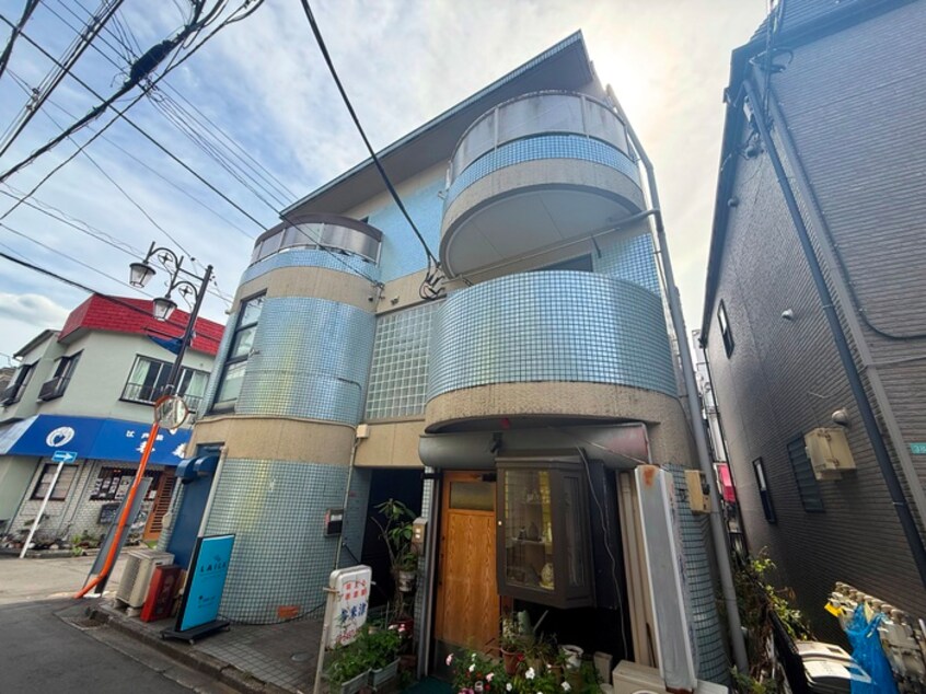 エントランス部分 メビウス中和泉