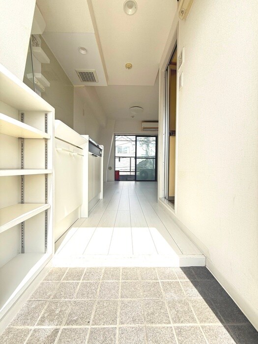 玄関 メビウス中和泉