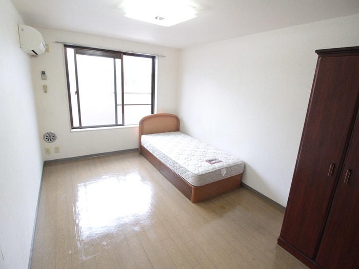 居室 オ－バン・パレ