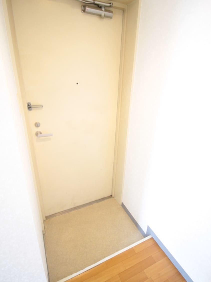 玄関 オ－バン・パレ