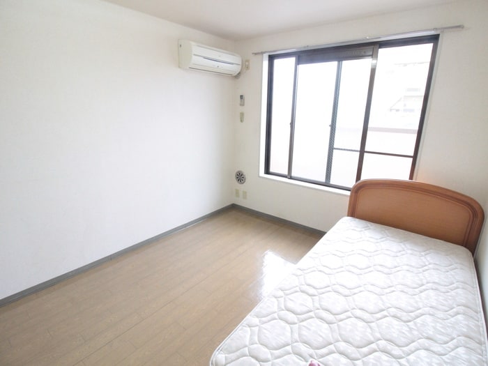 内観写真 オ－バン・パレ