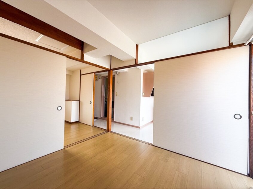 居室 柳原マンション