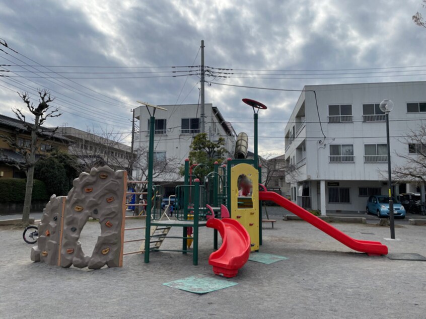 重瀬公園(公園)まで190m 錦ビル