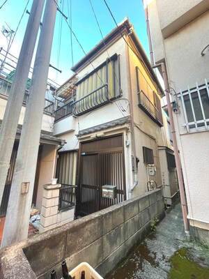 石田貸家