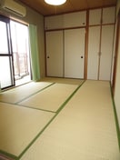 居室 シャトル上杉