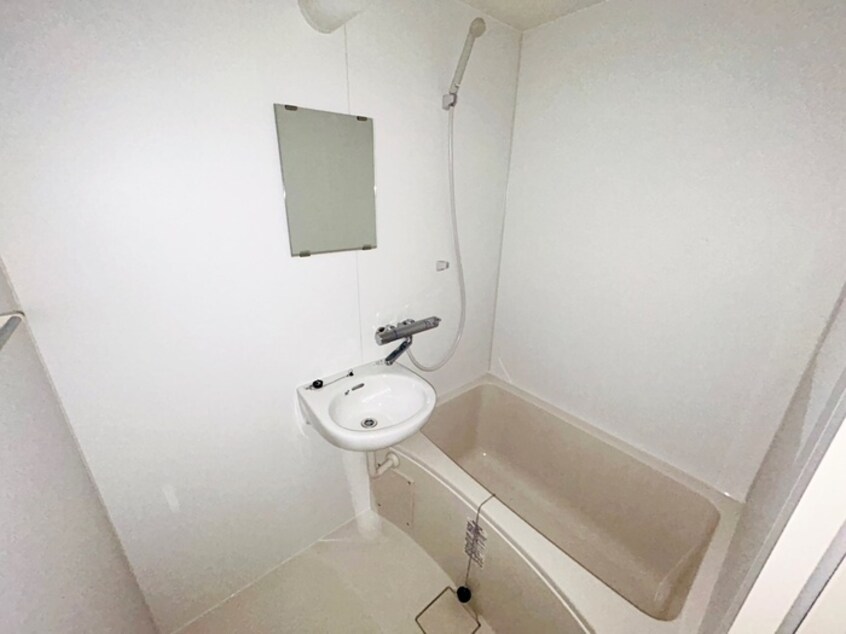 バス／シャワールーム等 コーポユタカ