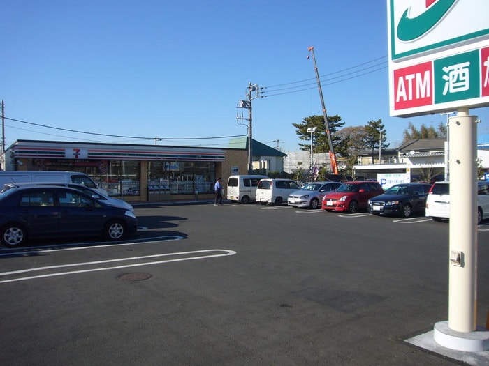 セブンイレブン片瀬山5丁目店(コンビニ)まで776m 湘南ｻﾝﾗｲｽﾞ