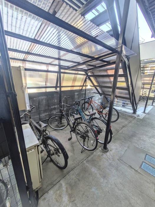 駐輪場 伸和マンション