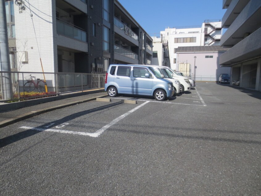 駐車場 ｿﾜﾚ･ﾄﾞ･ﾊﾏﾐｴｽﾃ-ﾄﾋﾞﾙ