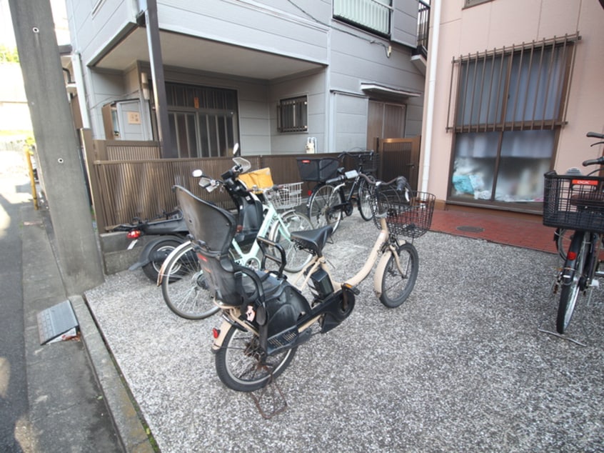 駐輪場 グランピエ多摩