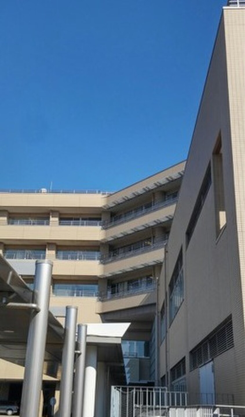千葉市立青葉病院(病院)まで800m エスペランサ長島