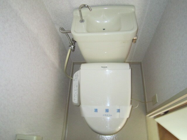 トイレ リバ－サイド小泉