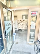 エントランス部分 アゲインビル