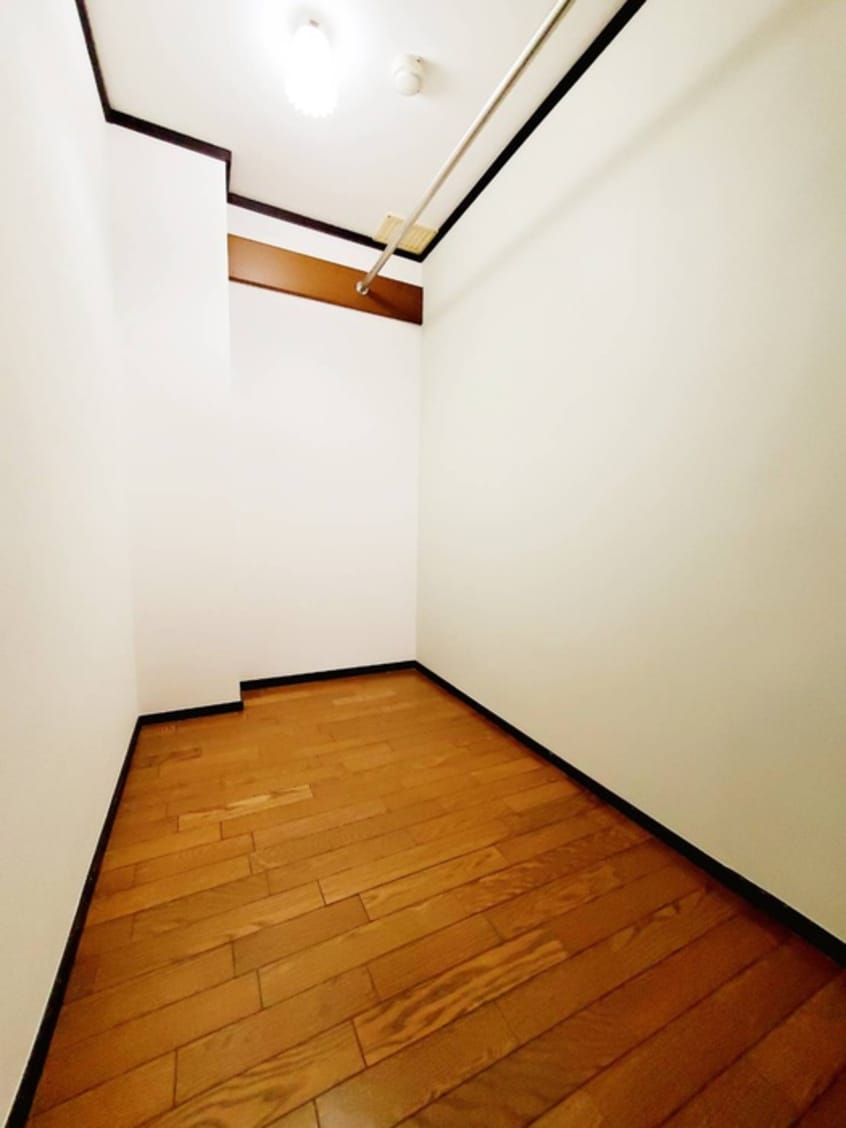 収納 所沢コーポラスB棟（1010）